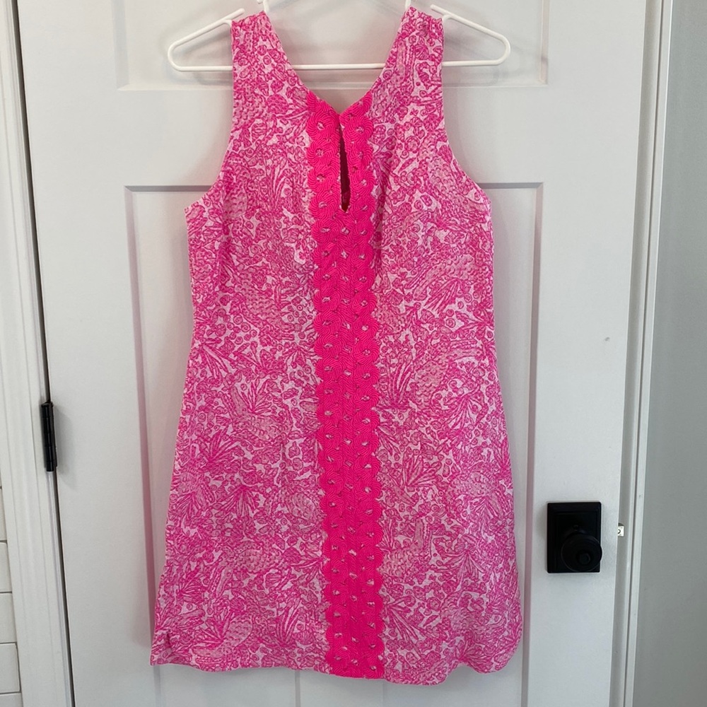 Lilly Pulitzer for Target See Ya Later shift dress in hot pink, size 10. NWOT.